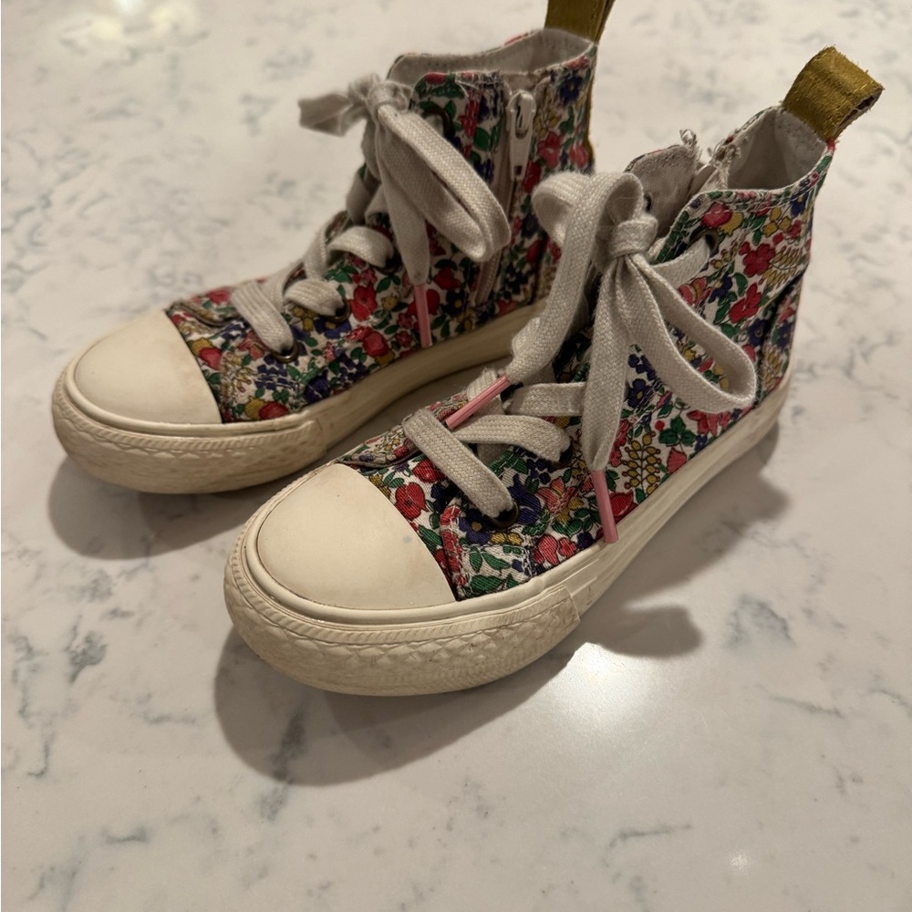 Mini Boden high top sneakers